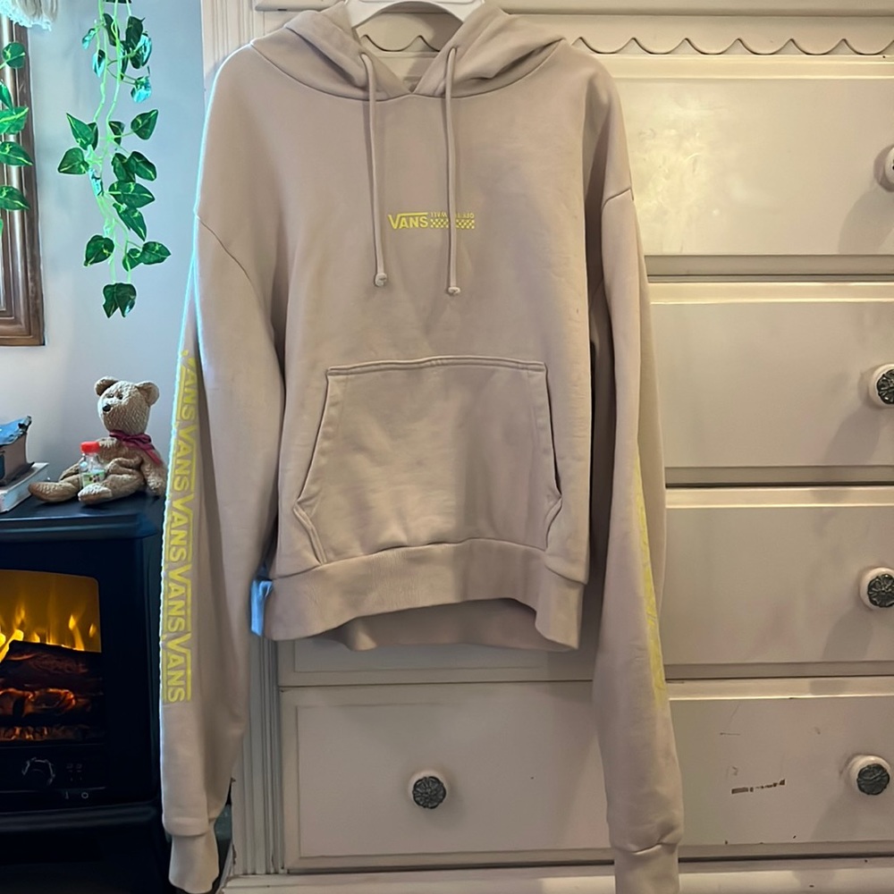 Cream/beige vans sweatshirt